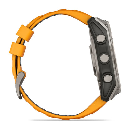 Garmin Fenix ​​8, 51 mm AMOLED Sapphire, titane avec bracelet en silicone Spark Orange/Graphite (010-02905-10)