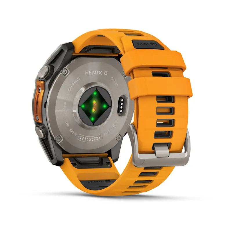 Garmin Fenix ​​8, 51 mm AMOLED Sapphire, titane avec bracelet en silicone Spark Orange/Graphite (010-02905-10)